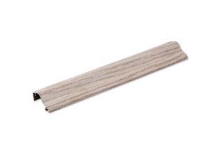 躍層圍邊歐式餐廳